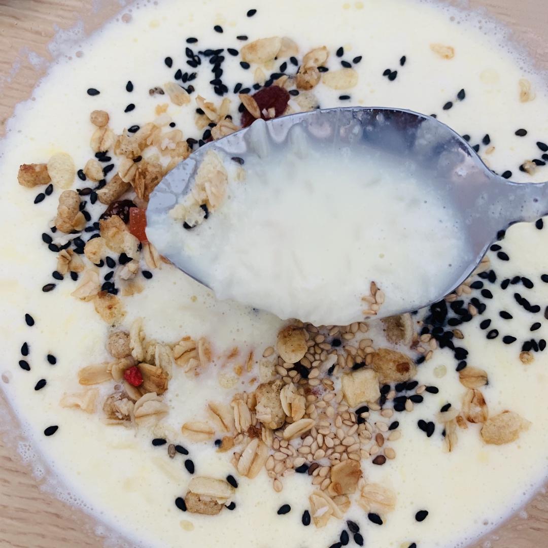 牛奶鸡蛋醪糟 冬日里最爱的甜品汤