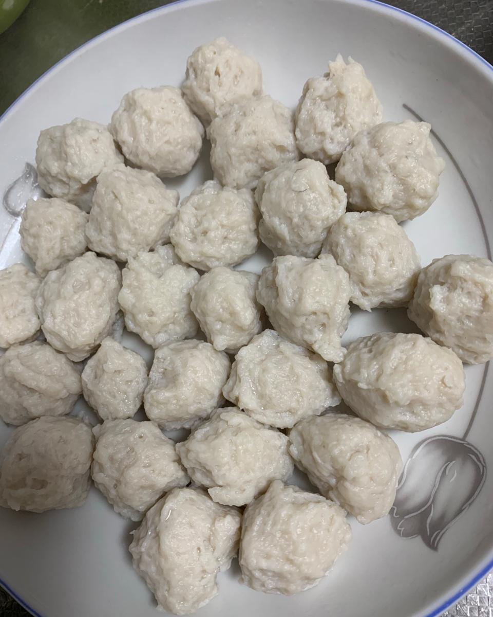 1⃣️自制鱼丸，不包馅，Ｑ弹爽滑，我们大福州的特产！