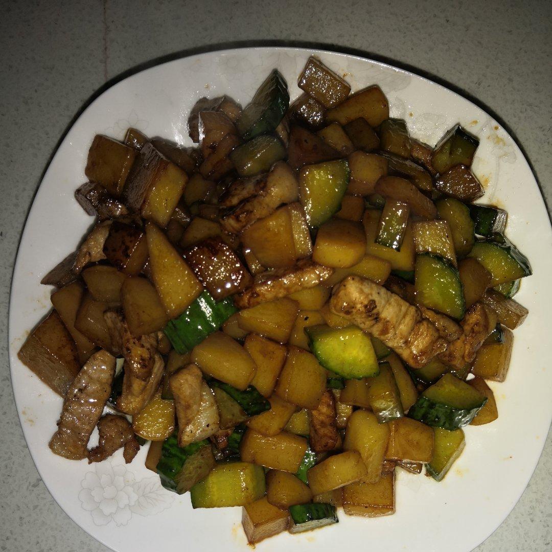 炒三丁（鸡肉）