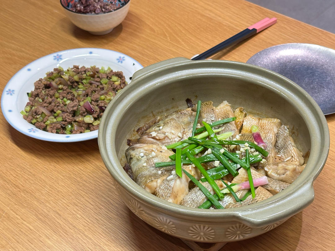 葱香焗鲈鱼