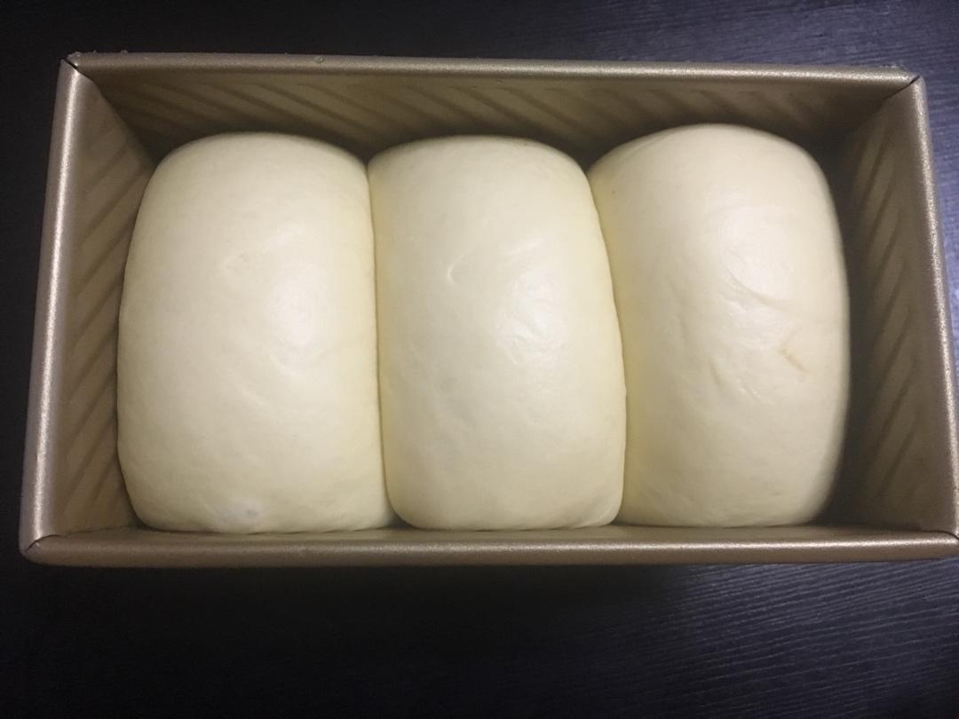 纯奶手撕吐司