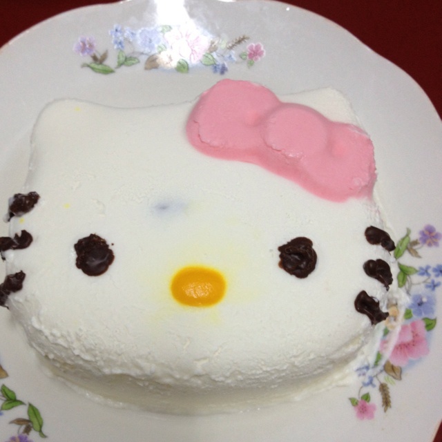酸奶慕斯HelloKitty蛋糕