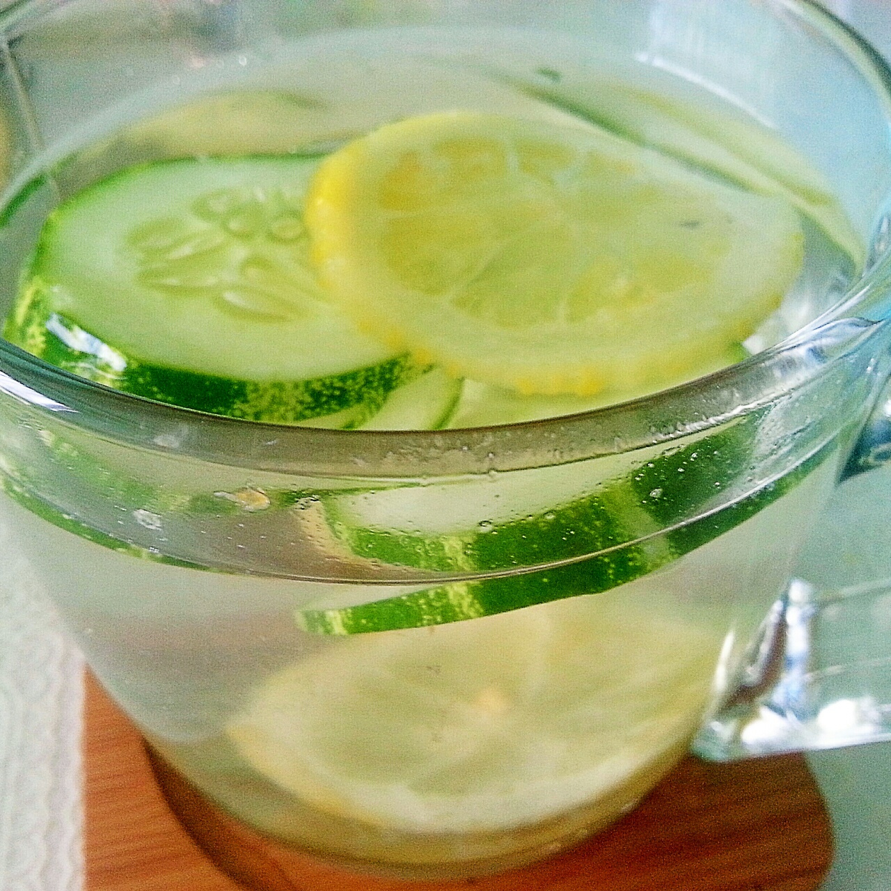 黄瓜柠檬水