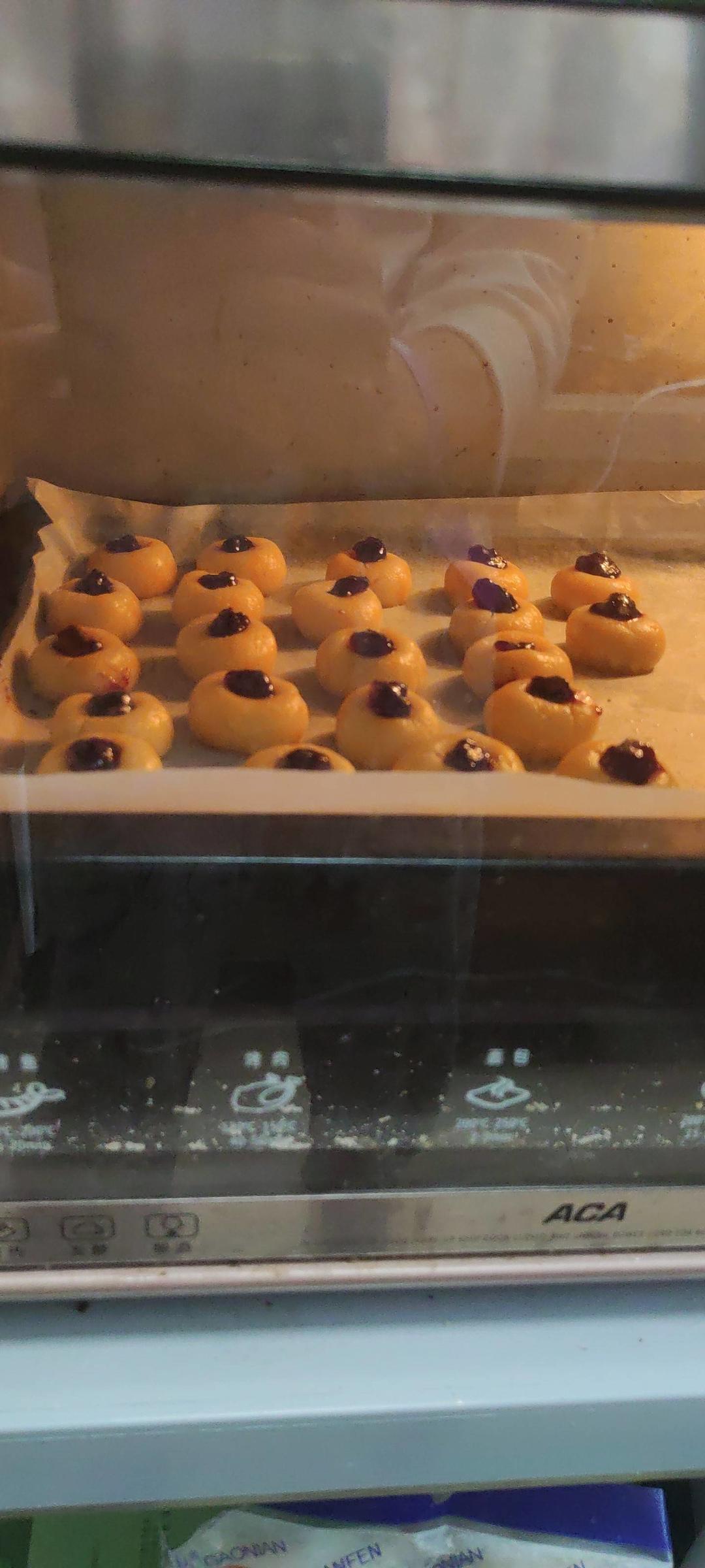 蓝莓果酱小饼干