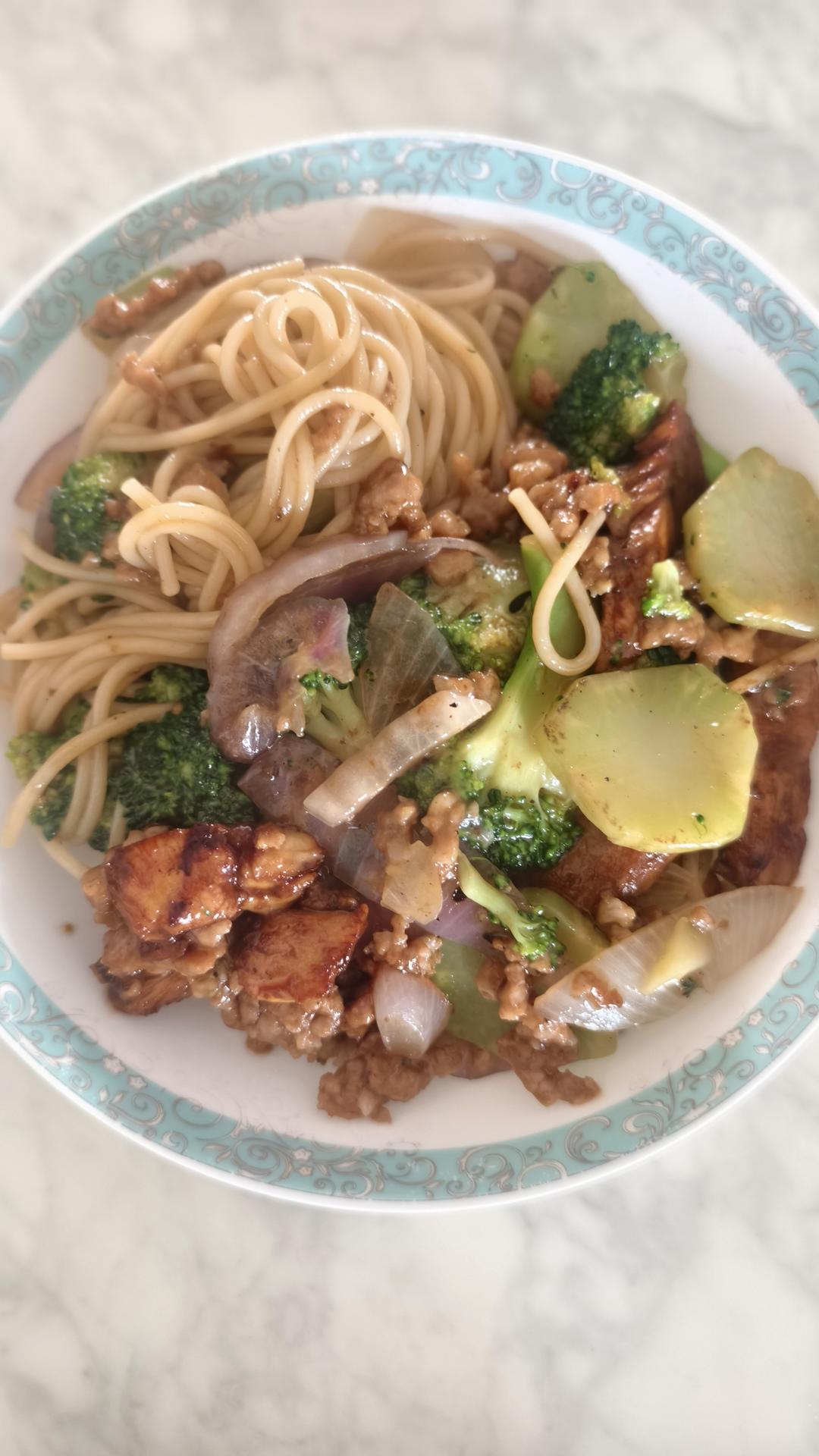 比餐厅好吃的黑椒牛柳意面🍝零失败简单教程