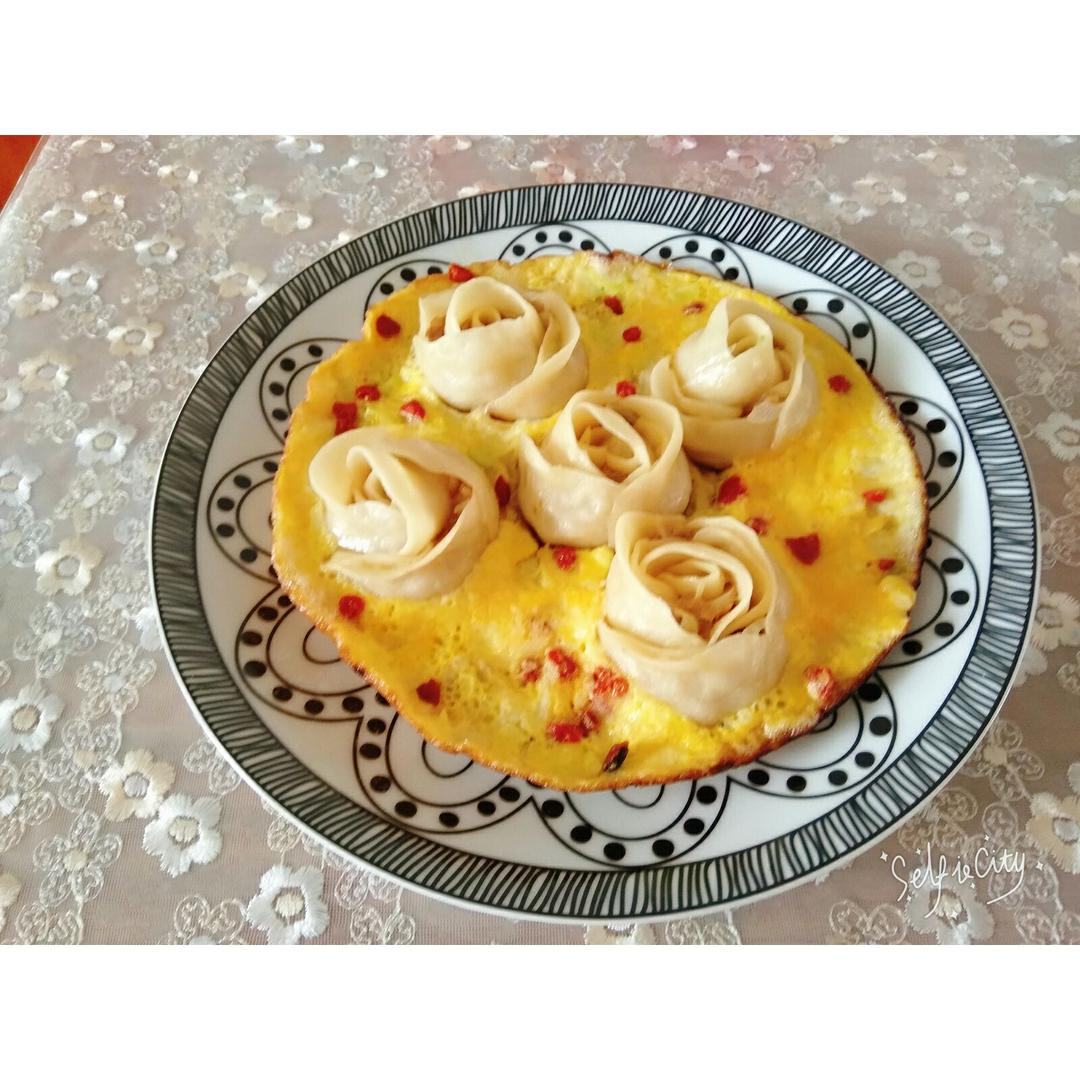 玫瑰花抱蛋煎饺