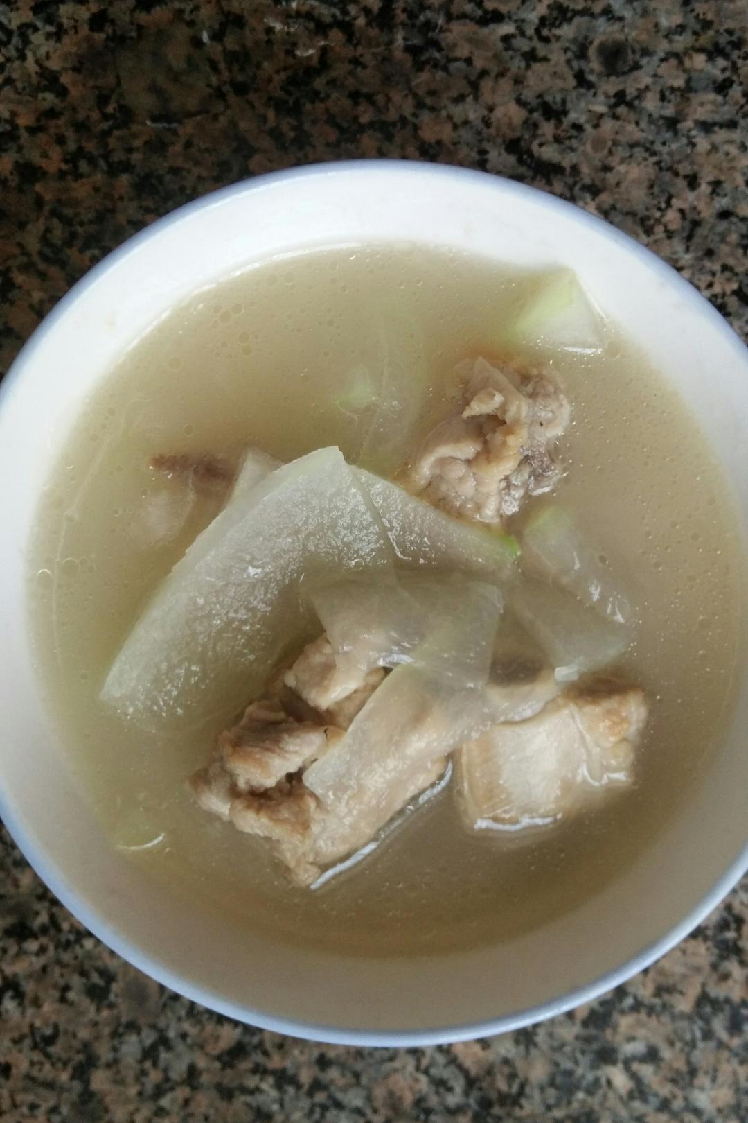 一生仗剑天涯做的冬瓜排骨汤