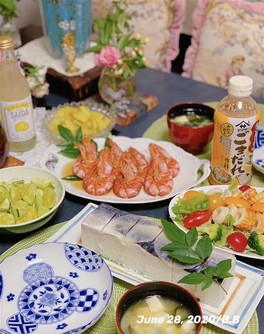 日本年饭御節料理的定番菜海老甘煮