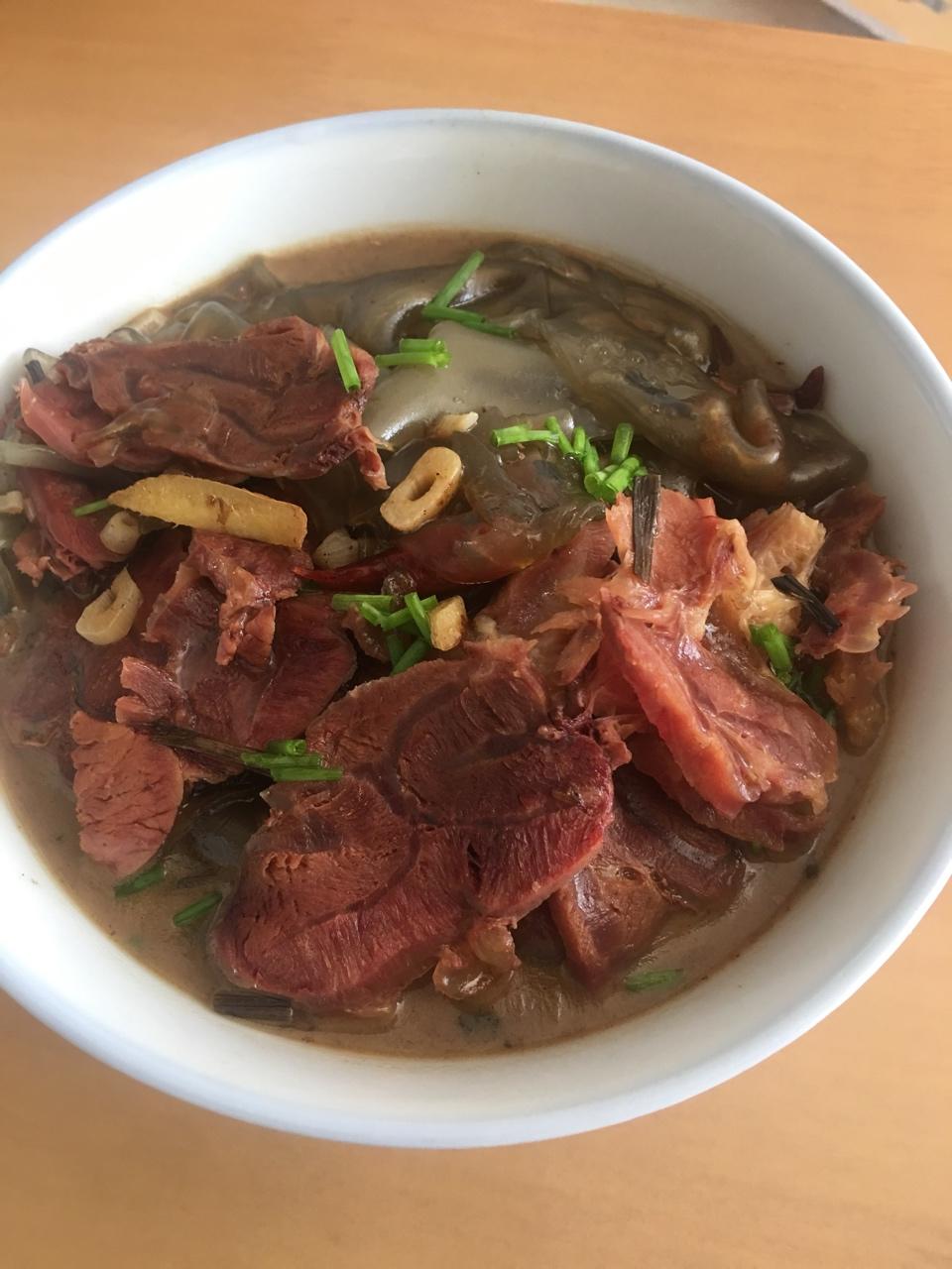 牛肉焖粉皮