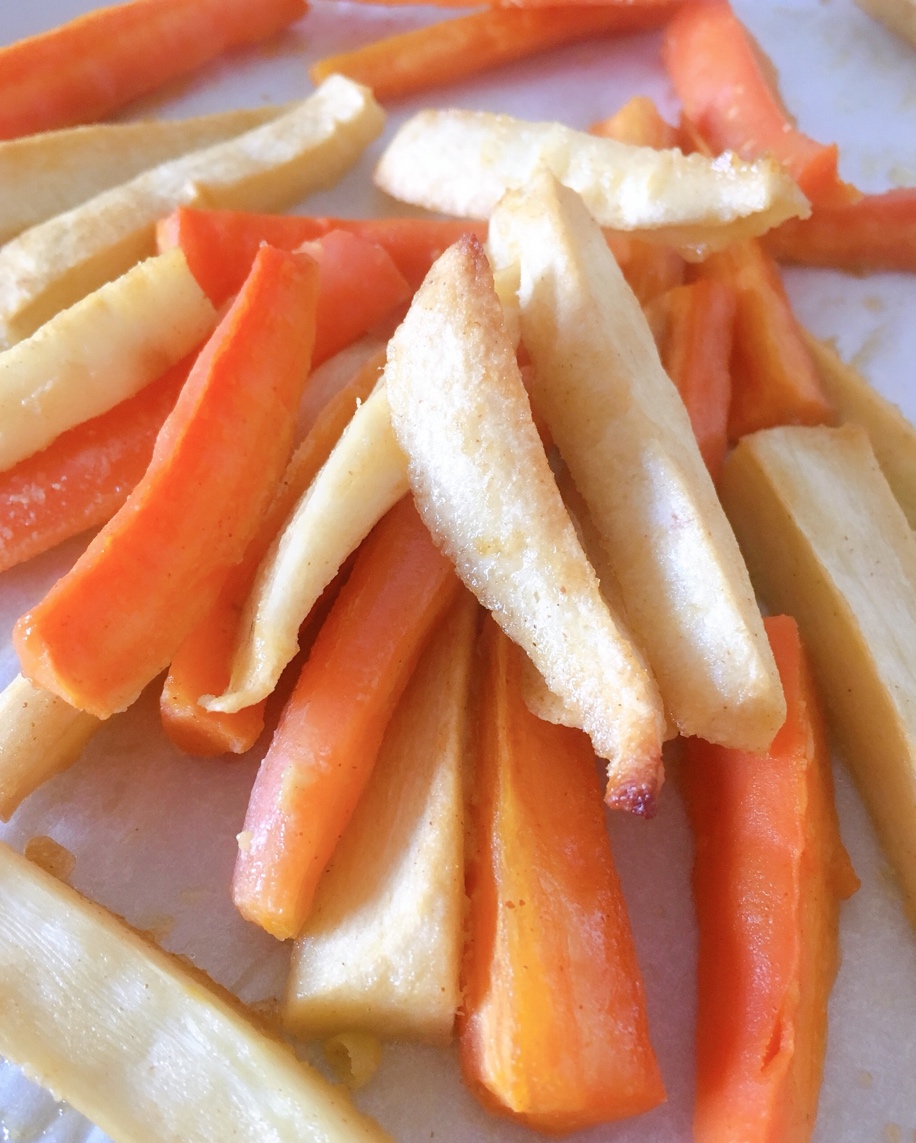 蜜烤胡萝卜欧防风 Honey-glazed Roast Carrots & Parsnips