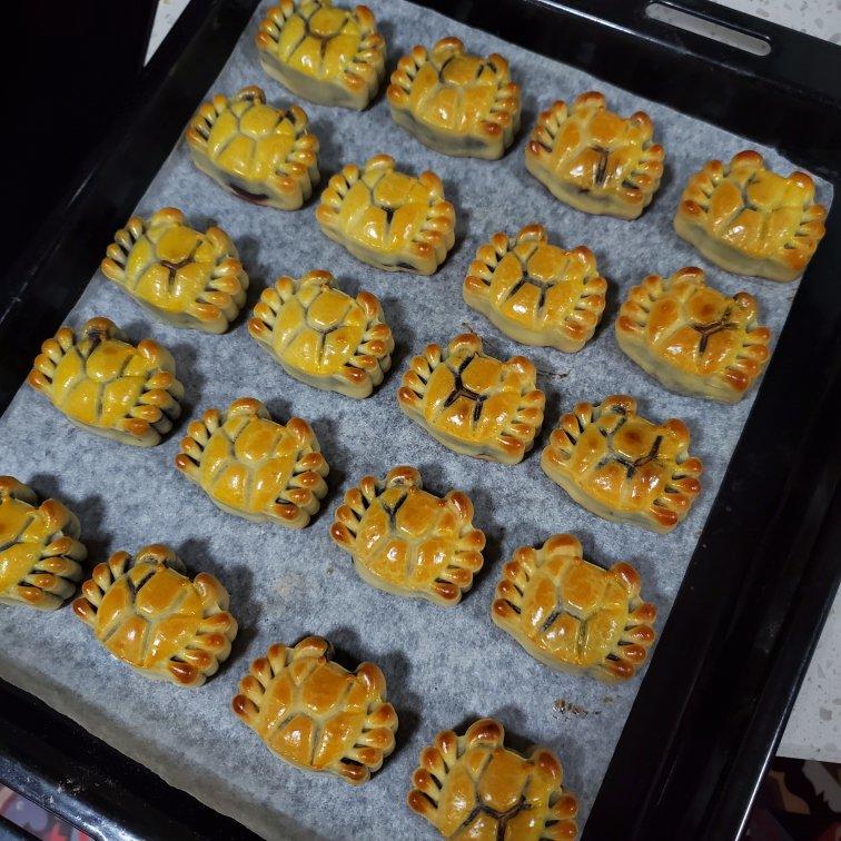 广式月饼－－蛋黄豆沙月饼