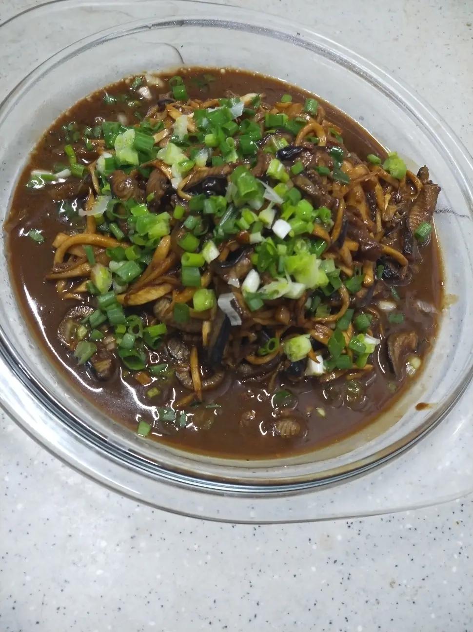 响油鳝丝