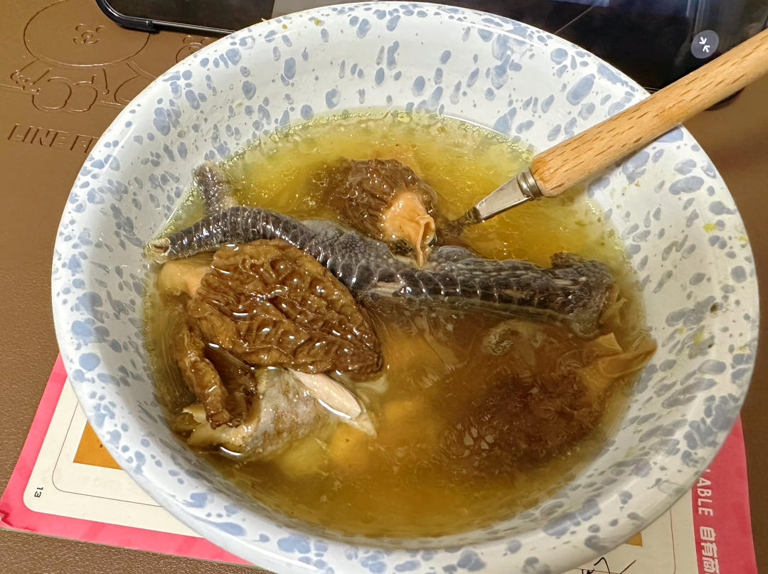 羊肚菌炖鸡汤（超详细攻略）