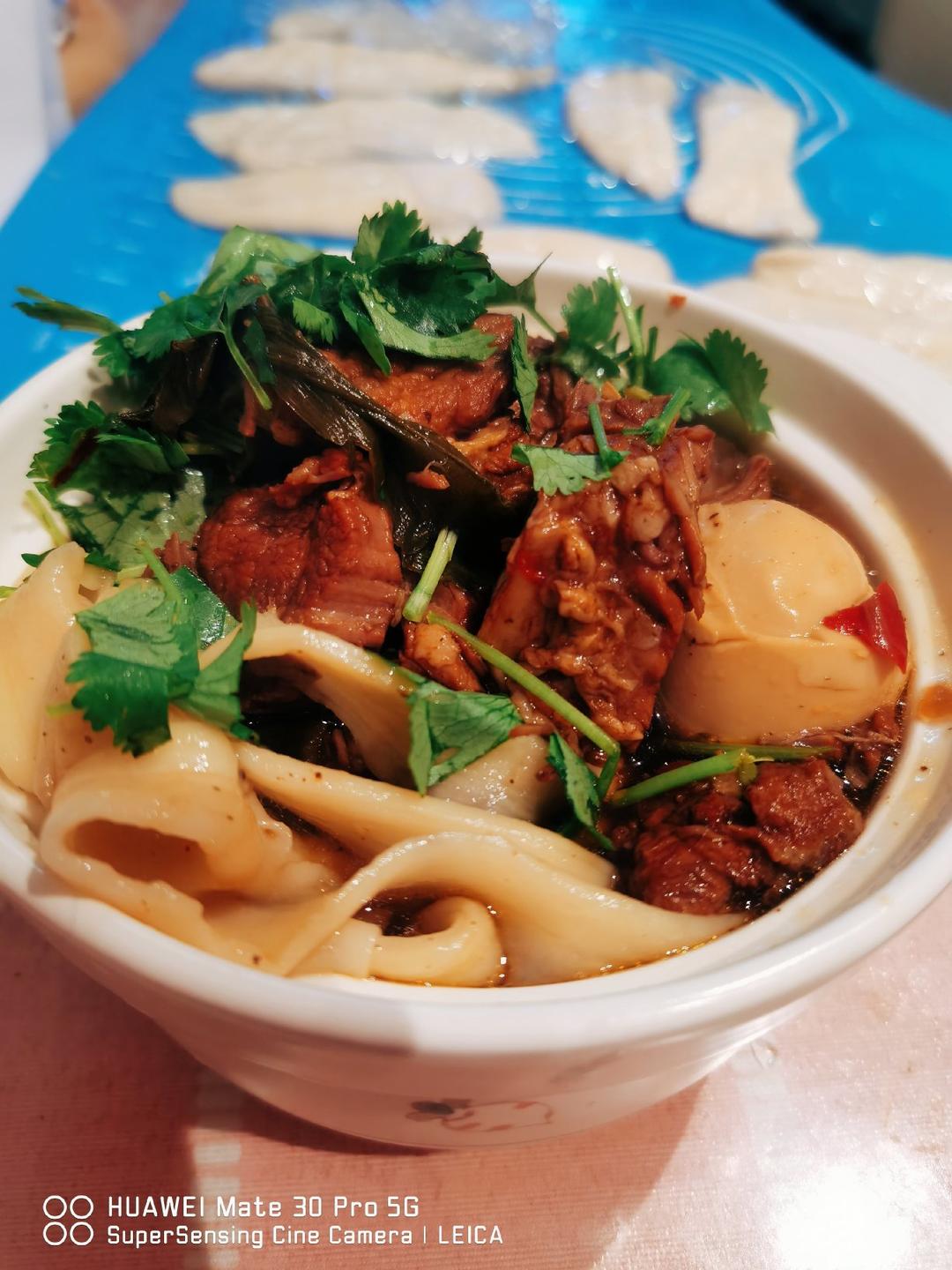 牛肉板面