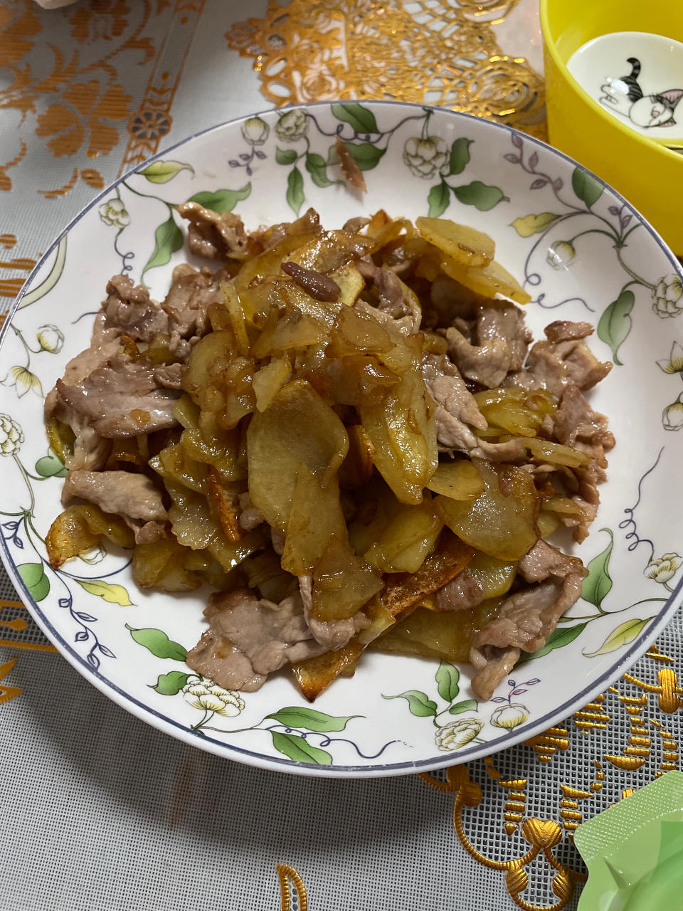 土豆片炒肉