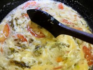 完美的番茄紫菜蛋花汤的做法 步骤7