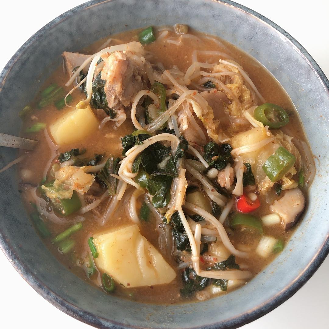 韩式土豆脊骨汤【山姆厨房】