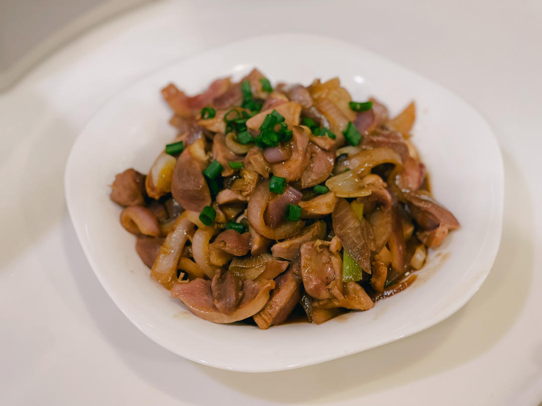 开胃洋葱炒鸭珍