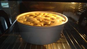 红薯粒戚风蛋糕（8寸低糖低油版）的做法 步骤24