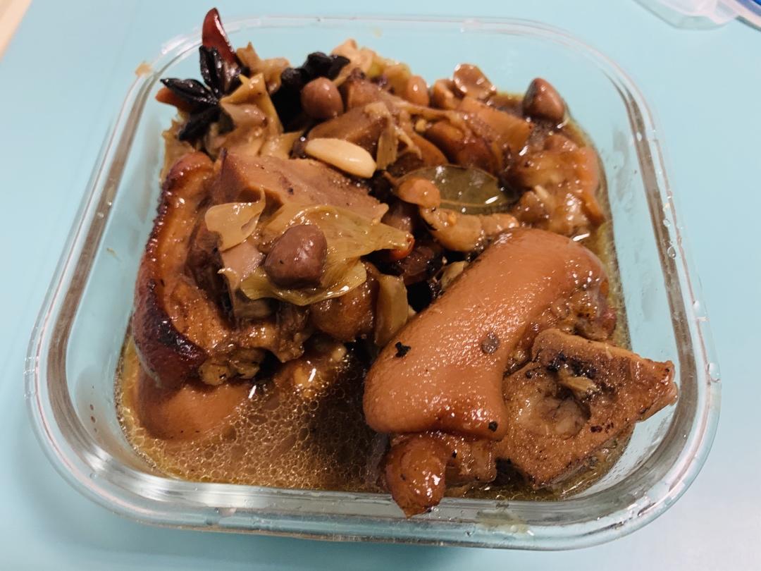 美味的家常菜：红烧猪蹄