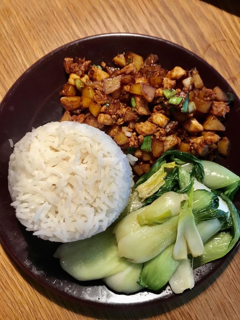 一道怎么做都好吃的干煎土豆鸡丁（红烧，咖喱，椒盐，孜然）