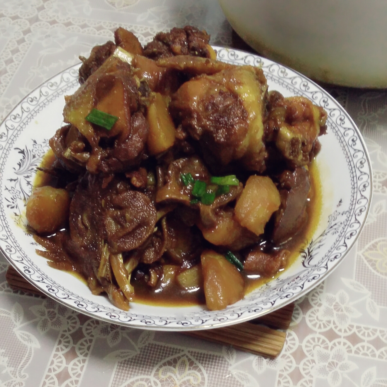 红烧土豆鸡块