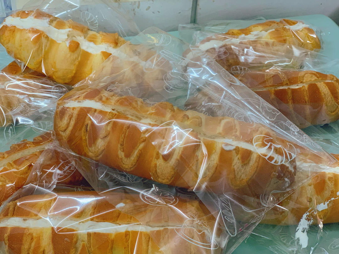 超！级！软！经典毛毛虫面包