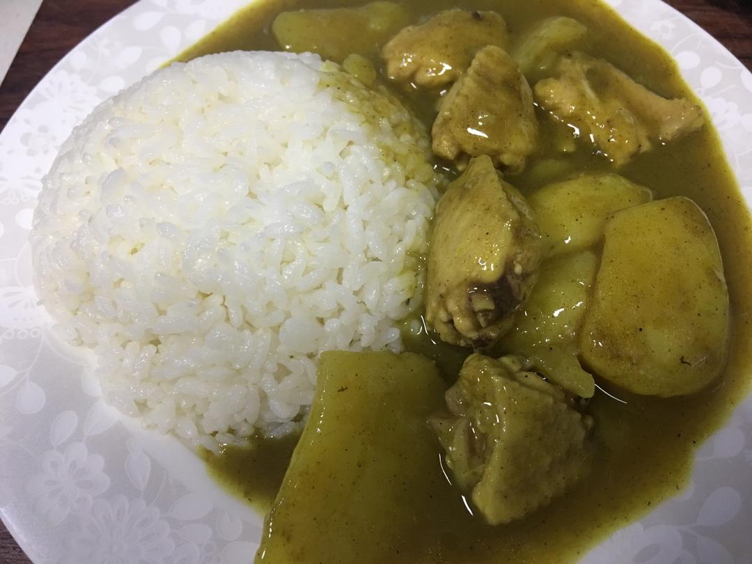 快手咖喱鸡翅土豆盖饭
