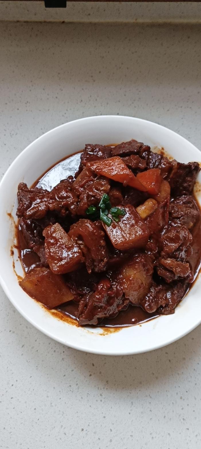 番茄土豆炖牛腩
