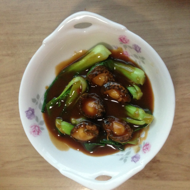 蚝汁烧鲍鱼