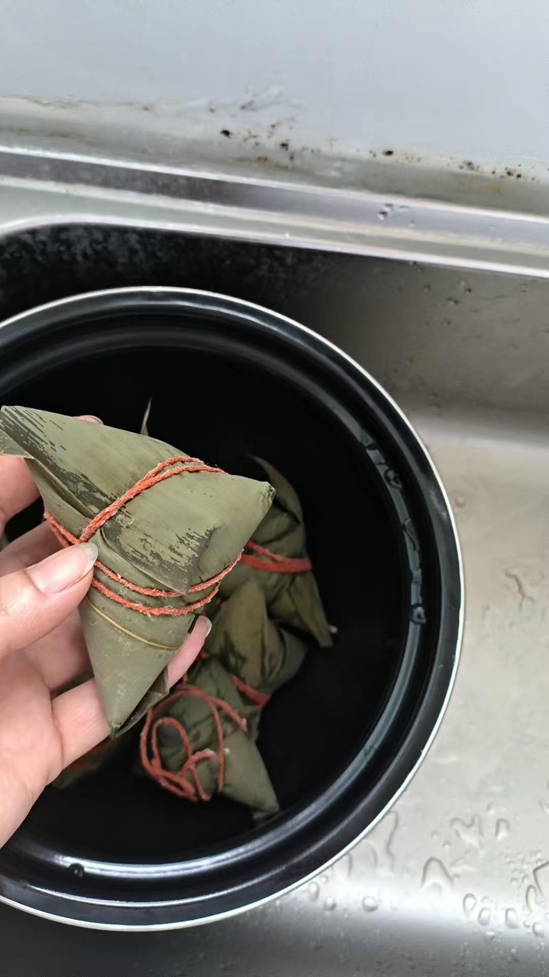 好吃到飞起的肉粽子