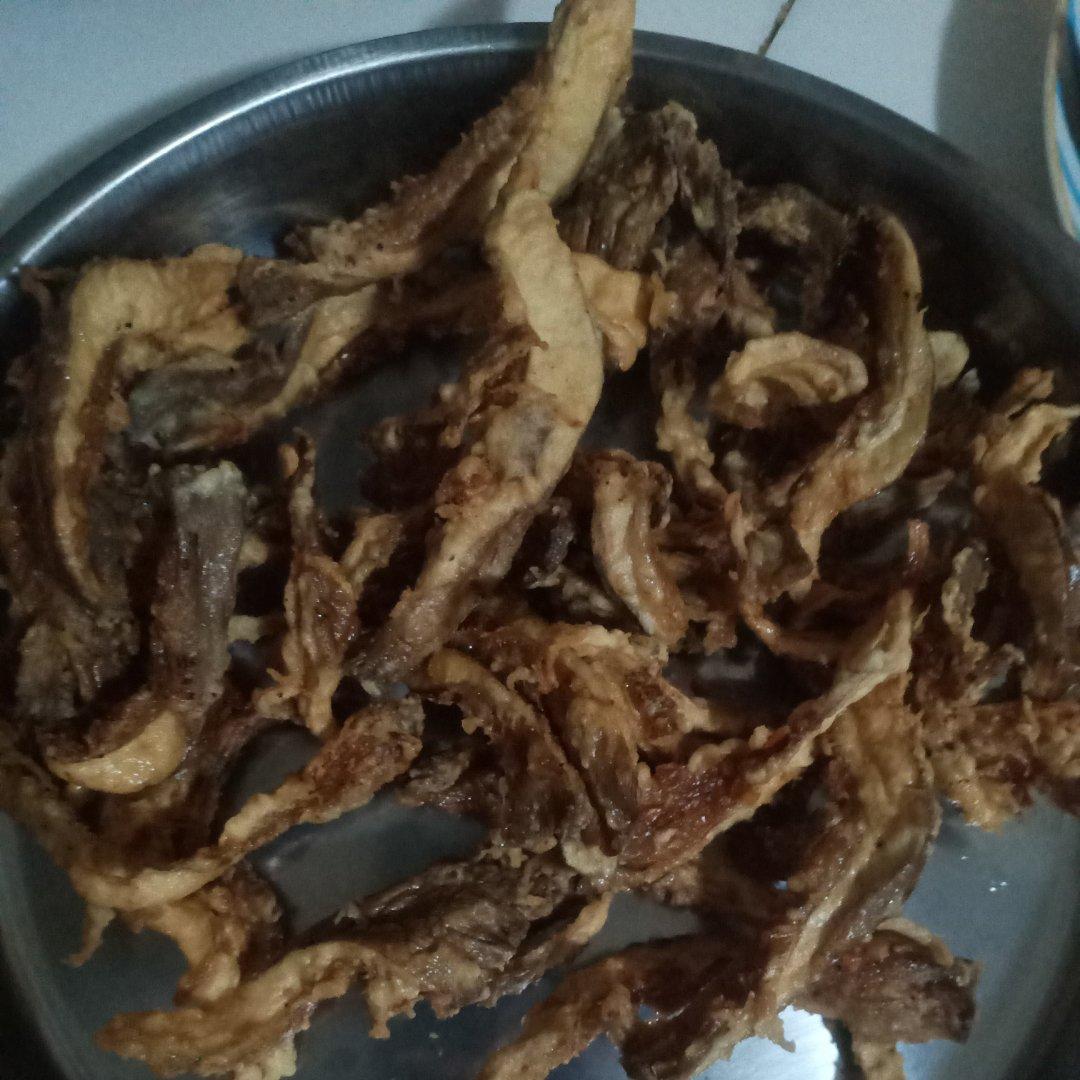 炸蘑菇用不用焯水？裹淀粉还是面粉？厨师长告诉你