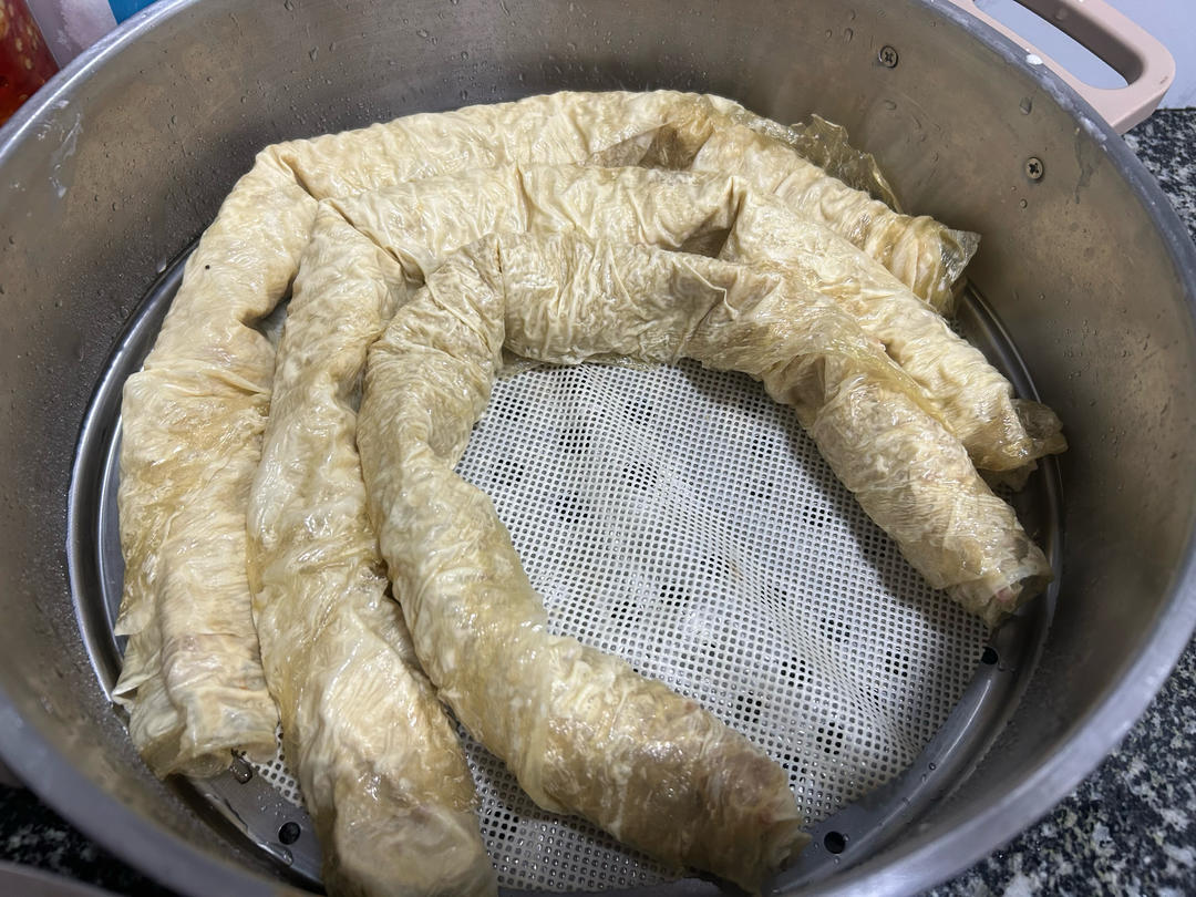 家常菜-豆腐皮包肉(炸响铃)