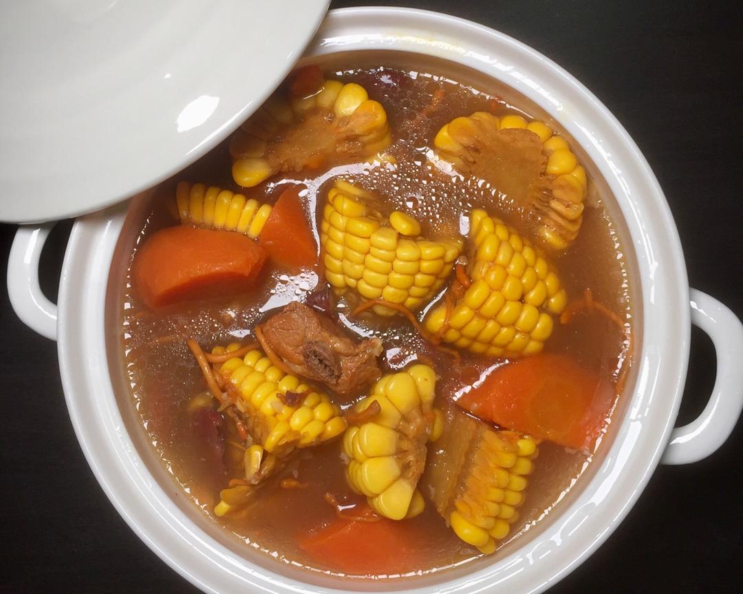 虫草花玉米排骨汤