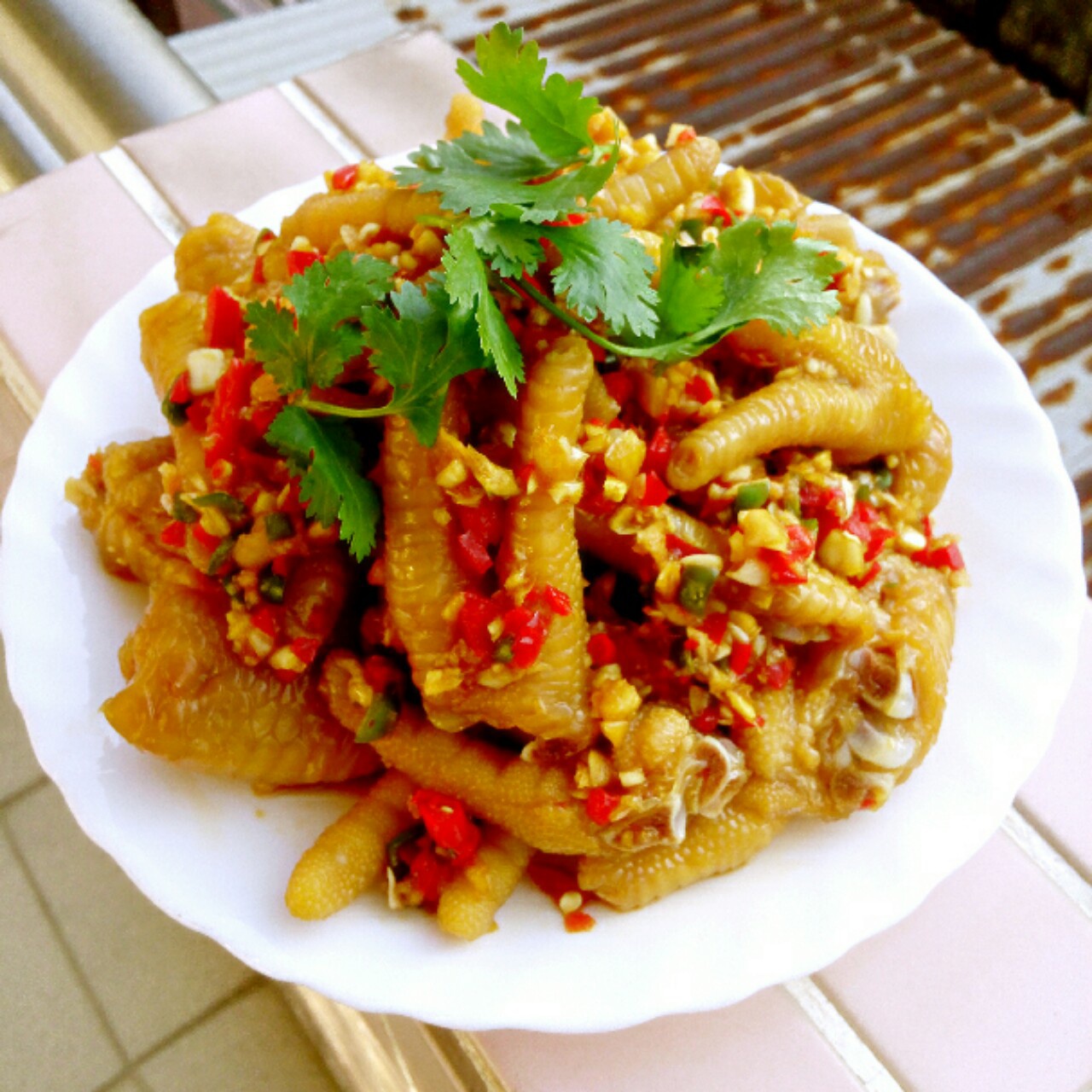 小云-1 做过香辣蒜香凉拌爽脆鸡脚