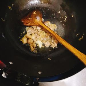 南瓜鸡肉焖饭的做法 步骤5
