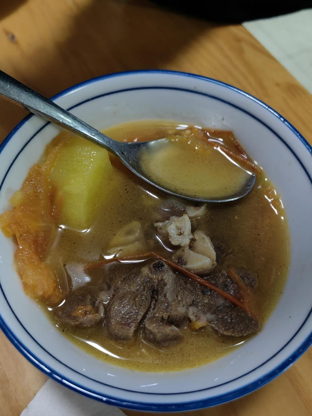 番茄土豆牛尾汤