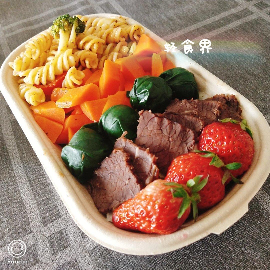 早餐之牛油果鸡蛋沙拉