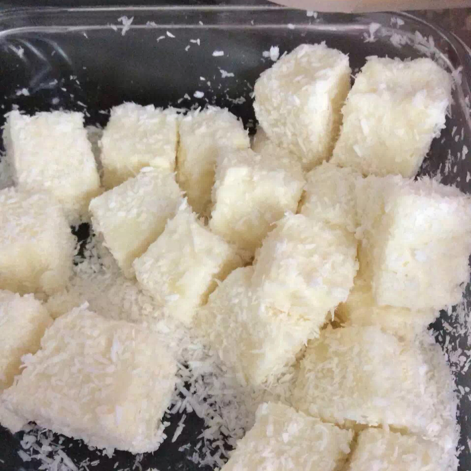 完胜85度C牛奶椰丝小方