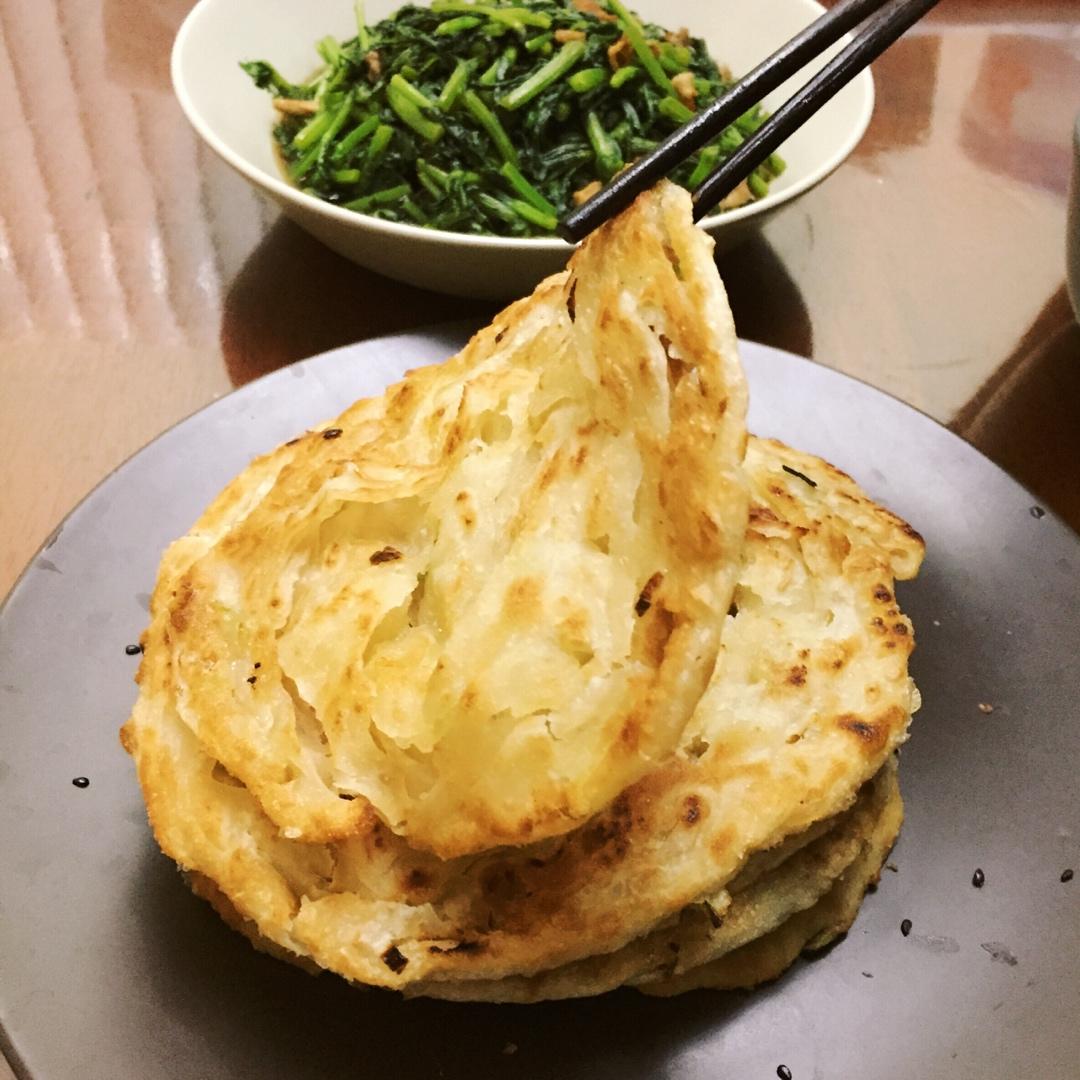 手抓饼/葱抓饼 Taiwan Style Pancakes