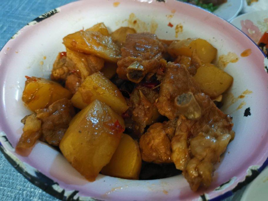 土豆炖排骨
