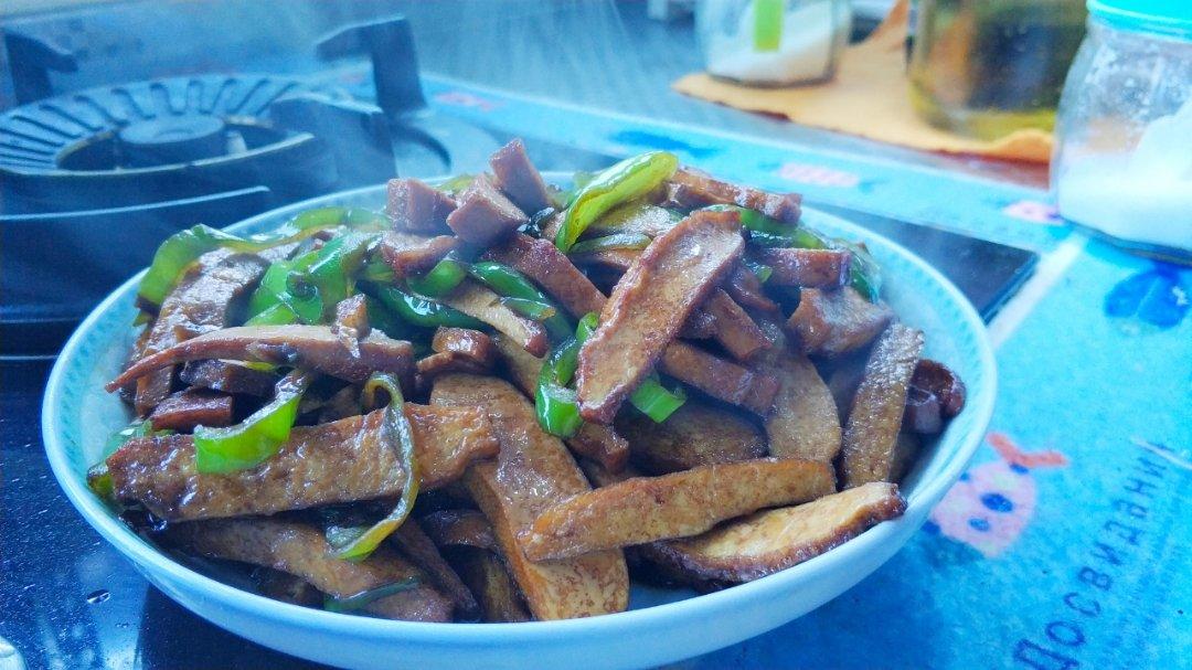 青椒炒豆腐干