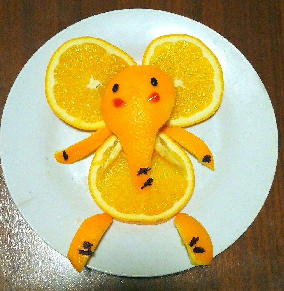 趣味水果拼盘—大象