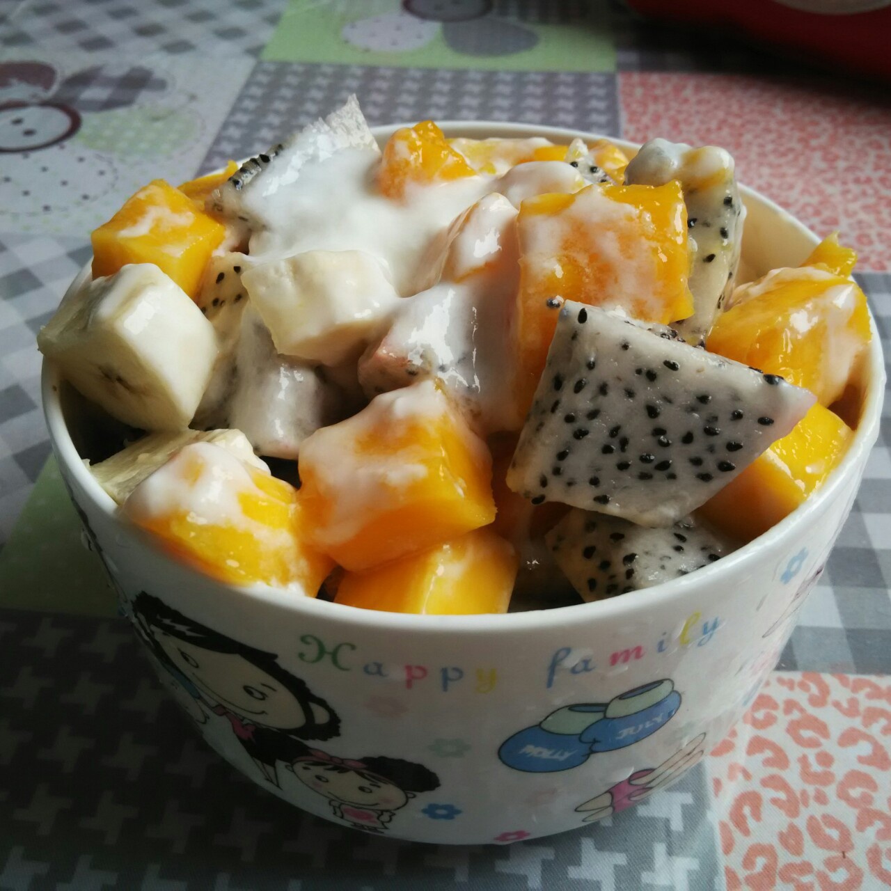 酸奶水果沙拉