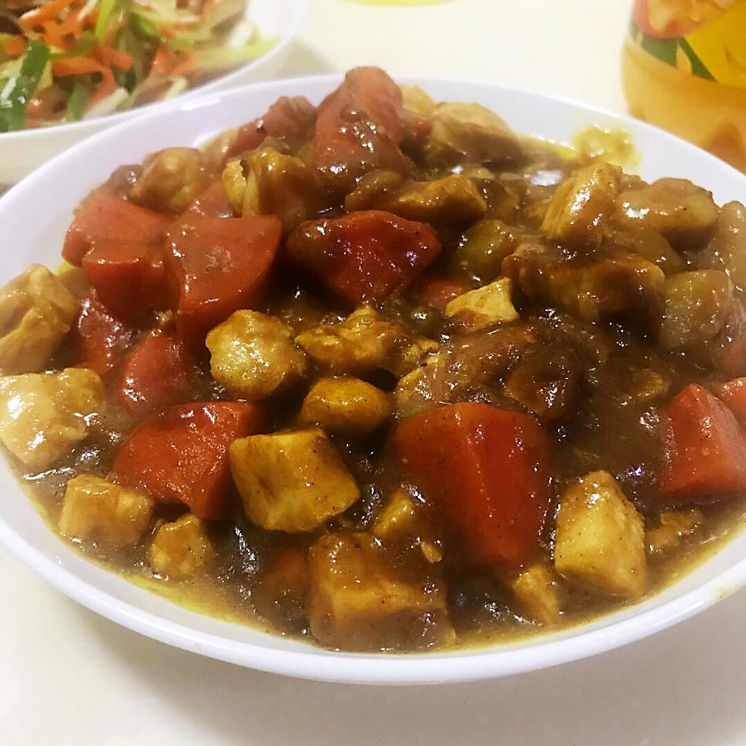 咖喱鸡肉饭