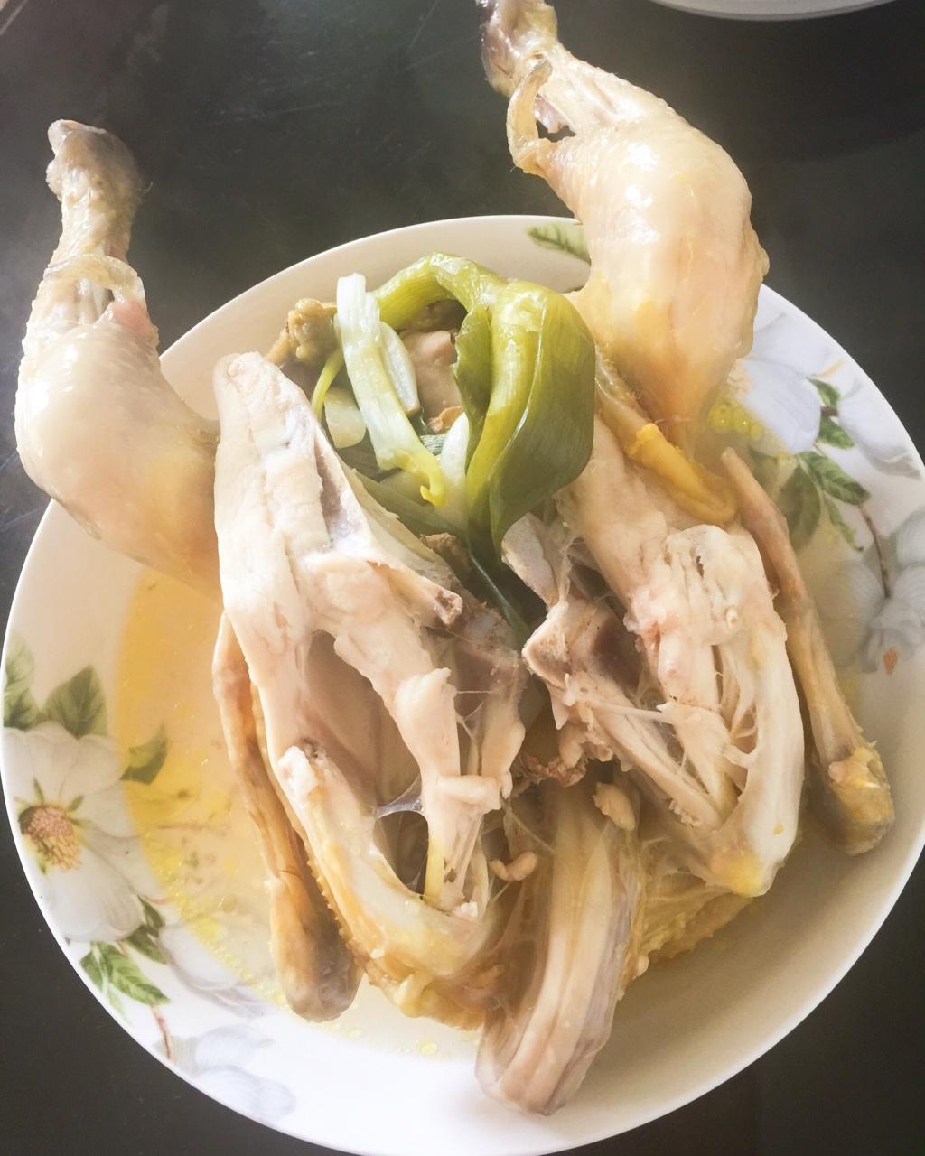 小奔驰的毛妈厨房做的清蒸小仔鸡