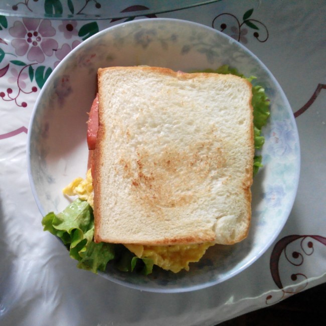 超好吃简单三明治