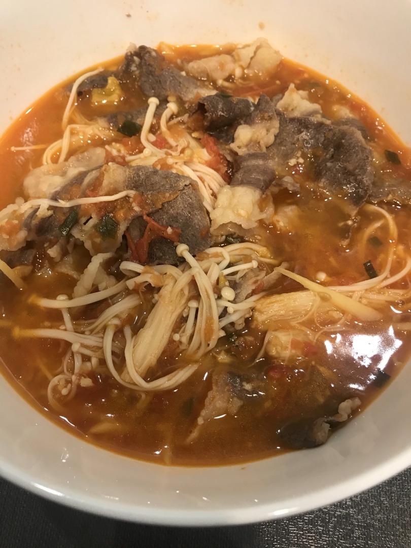 酸汤肥牛
