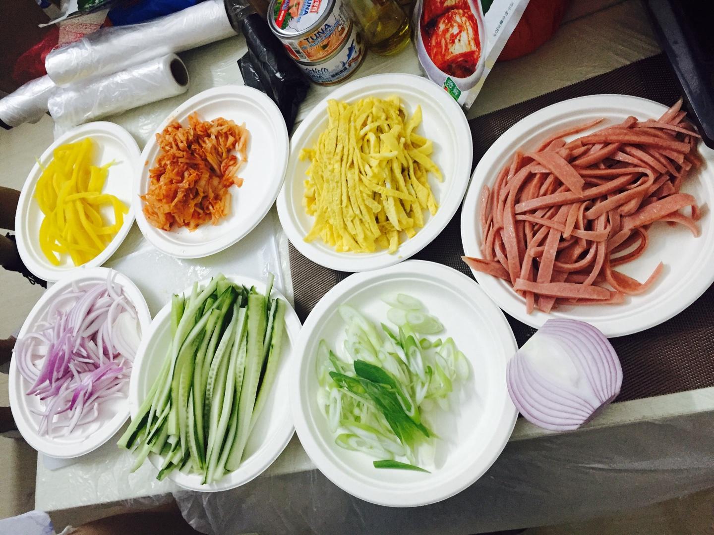 韩式泡菜紫菜包饭的做法 步骤2