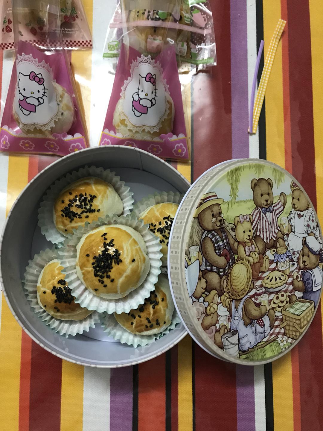 麻薯肉松蛋黄酥